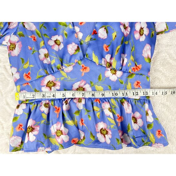 Forever 21 Lavender Floral Peplum Longsleeve Top Size Medium - Picture 11 of 12